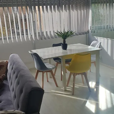 Jolie Apartman